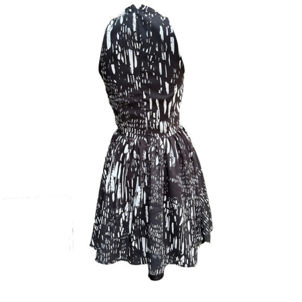 Timo Weiland Black White Halter Mini Dress Size 4 Fit Flare Cocktail Party - Picture 7 of 9